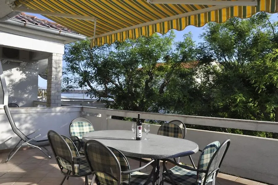 Apartmani Kordic Barbat na Rabu Apartment